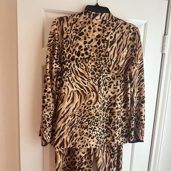 LUXE MORGAN TAYLOR INTIMATES LEOPARD SILKY PAJAMA SET WOMEN Size Medium - Picture 6 of 11